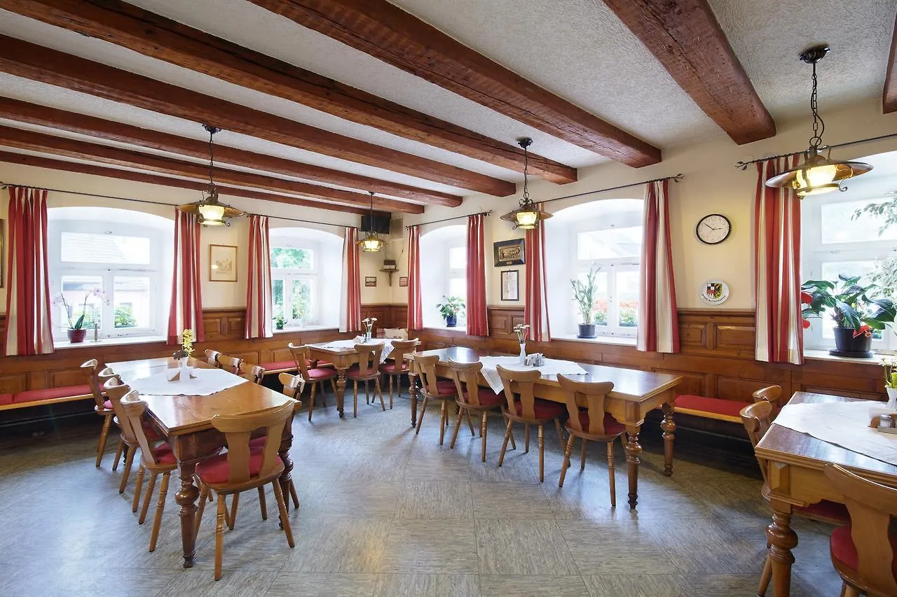 Herberg Gasthof Goldenes Roessle Dinkelsbühl Duitsland